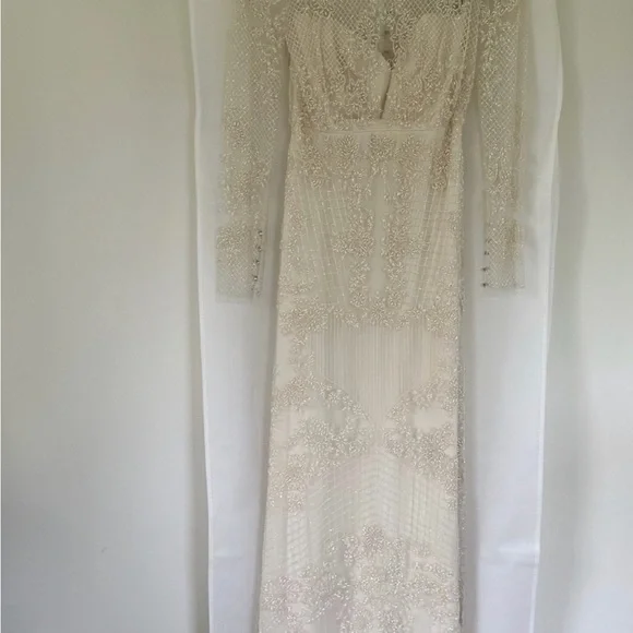 Monique Lhuillier White Lace Wedding Dress - Picture 3 of 3